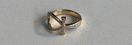 What is ankh and why did egyptians wear it in the form of jewelry?