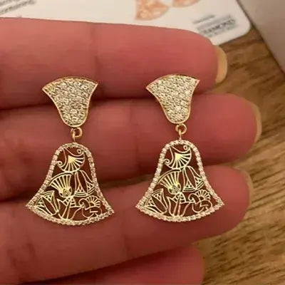 Small Mona Lotus Diamond Earring